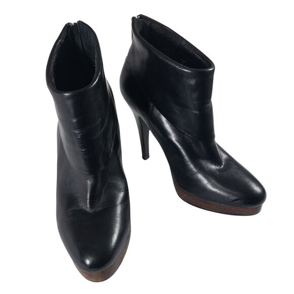 STEVE MADDEN! BLACK GENUINE LEATHER, BROWN STACKED WOOD HEEL/SOLE BOOTS! SZ 6.5M - Picture 2 of 12